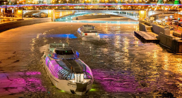 الجولات النهرية والجوية